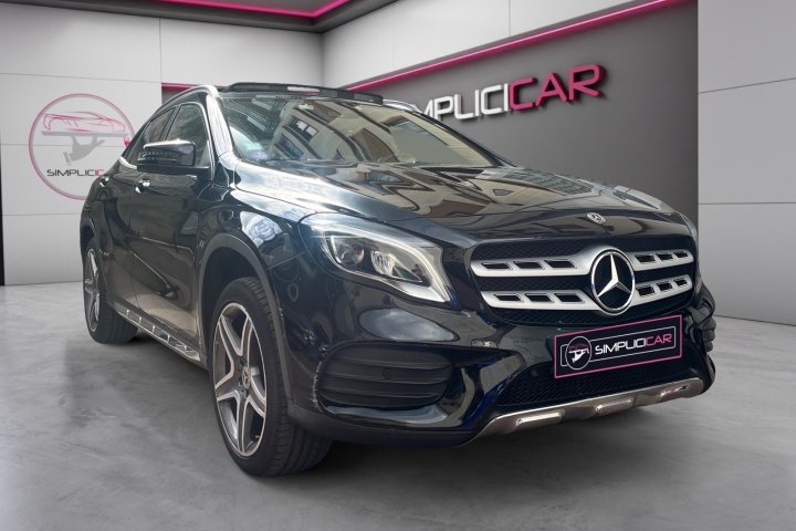 MERCEDES GLA