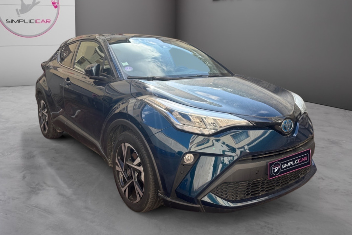 TOYOTA C-HR HYBRIDE PRO MY23