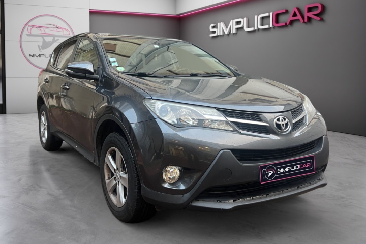 TOYOTA RAV4