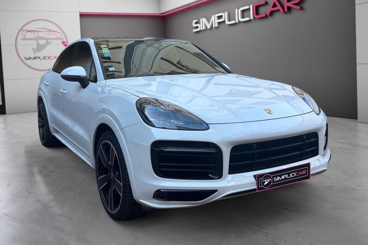 PORSCHE CAYENNE COUPE