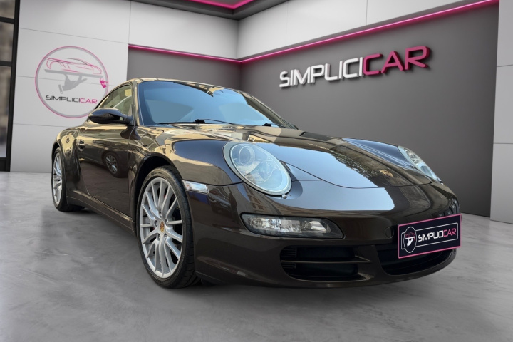 PORSCHE 911 CARRERA 4 COUPE 997