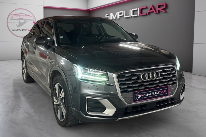AUDI Q2