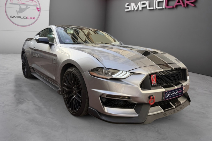 FORD MUSTANG FASTBACK